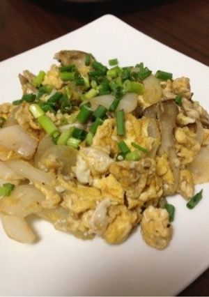 舞茸、玉ねぎ、卵のオイスター炒め-レシピのメイン写真