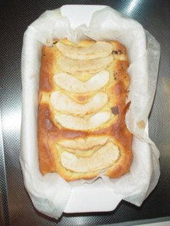 リンゴとレーズンのさっぱりヨーグルトケーキ-レシピのメイン写真