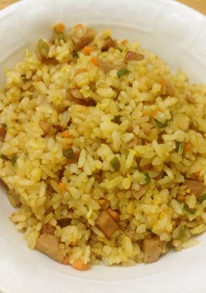 カレーが薫るスパムチャーハン-レシピのメイン写真