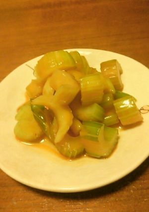 ピリ辛旨！セロリのラー油漬け☆-レシピのメイン写真