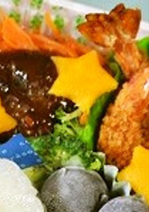 簡単薄焼き卵?で楽々型抜きデコ弁当-レシピのメイン写真