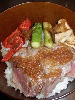 ステーキ丼-レシピのメイン写真