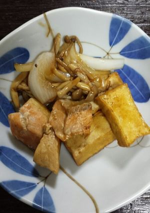 厚揚げと鮭とキノコのオイスターソース炒め-レシピのメイン写真