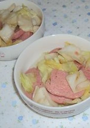 SPAMとキャベツの粗挽き塩コショウ炒め-レシピのメイン写真