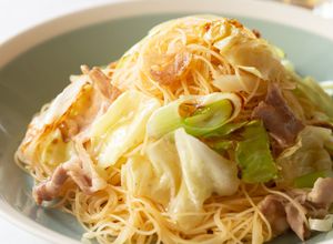 豚ばらとキャベツの♪シンプルな焼ビーフン-レシピのメイン写真