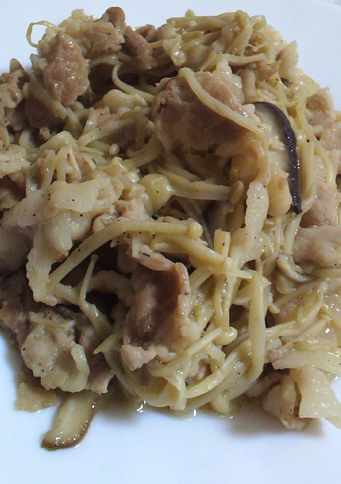 豚肉とエノキとしいたけ炒め-レシピのメイン写真