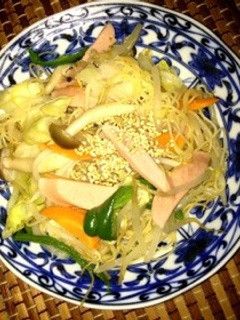 野菜でかさまし!蒸しビーフン♥-レシピのメイン写真