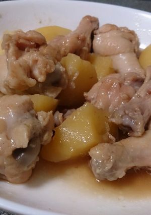 手羽元とじゃがいもの簡単煮-レシピのメイン写真