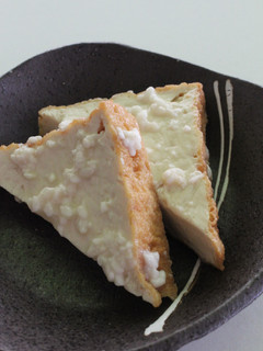 チーズ風厚揚げ~塩麹と甘酒のハーモニー~-レシピのメイン写真