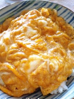 簡単ランチ♪ふわとろ卵丼-レシピのメイン写真