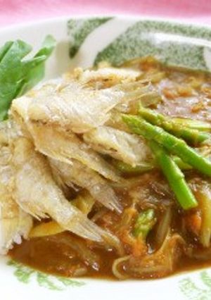 瀬戸内!ねぶとの唐揚げのせアスパラカレー-レシピのメイン写真