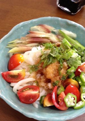 スダチおろしうどんに夏野菜載せて-レシピのメイン写真