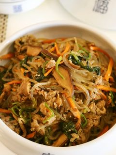 韓国春雨で本場のチャプチェ。-レシピのメイン写真