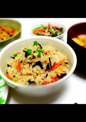 娘が大好き♡ひじきご飯(炊き込みご飯)-レシピのメイン写真