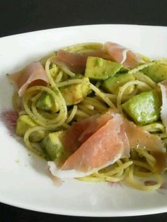 アボカドのバジルソースパスタ♡-レシピのメイン写真