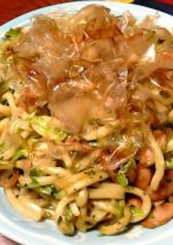 しょうゆで香ばし焼きうどん☆ミ-レシピのメイン写真