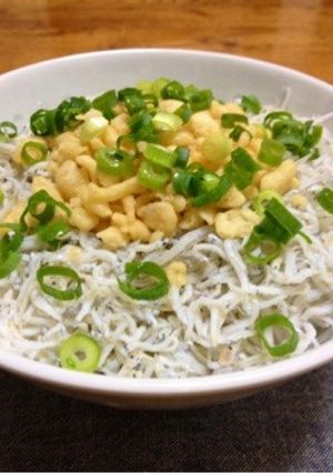 しらすたっぷり・天かすで☆ぶっかけ丼-レシピのメイン写真