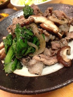 豚肉と青梗菜の胡麻にんにく塩炒め-レシピのメイン写真