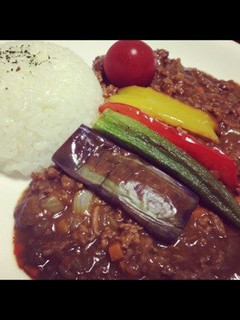 キーマカレー*素揚げ野菜をトッピング-レシピのメイン写真