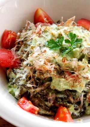 ダイエットに！糸蒟蒻でアボカド豆腐パスタ-レシピのメイン写真