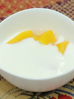 黄桃入りヨーグルト-レシピのメイン写真
