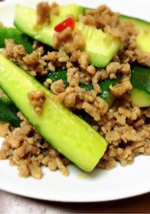 大量消費！きゅうりのピリ辛肉味噌炒め-レシピのメイン写真