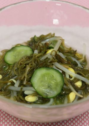 味付けめかぶと豆もやしの和え物-レシピのメイン写真