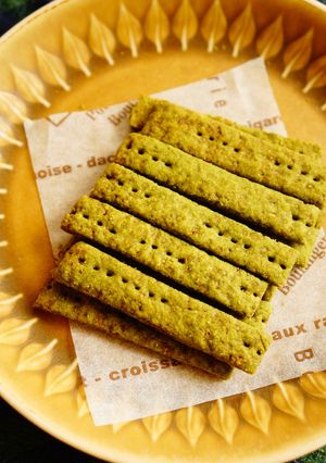 大麦若葉でサクサククッキー-レシピのメイン写真