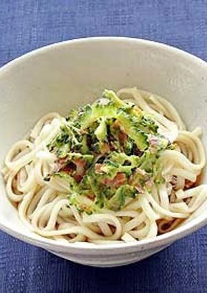 冷やしうどんの梅ゴーヤーのせ-レシピのメイン写真