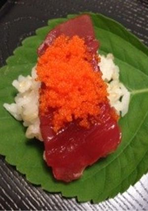 しそ(大葉)とマグロで小さなお寿司-レシピのメイン写真