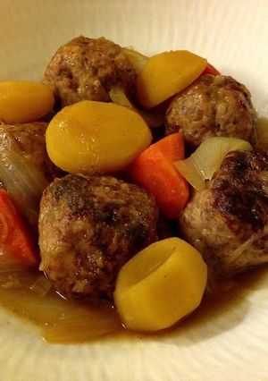 栗の甘露煮と肉団子の煮物-レシピのメイン写真