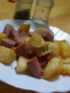 スパムと揚げじゃが炒め-レシピのメイン写真