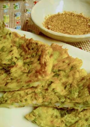 モロヘイヤで作る美味しいチヂミ(タレ付）-レシピのメイン写真