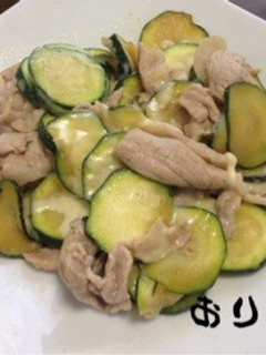豚肉とズッキーニのバジルチーズ炒め-レシピのメイン写真