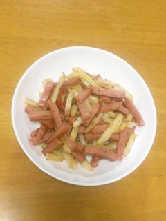 スパムとじゃがいもの炒めたの-レシピのメイン写真