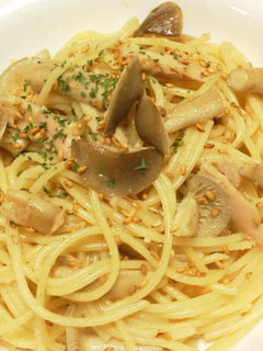 胡麻とツナとしめじの和風ごまパスタ-レシピのメイン写真