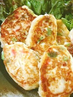 枝豆入りはんぺんと豆腐のふわふわ焼き-レシピのメイン写真