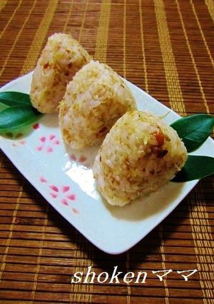 サッパリ美味しい梅ジャコおかかおにぎり♪-レシピのメイン写真