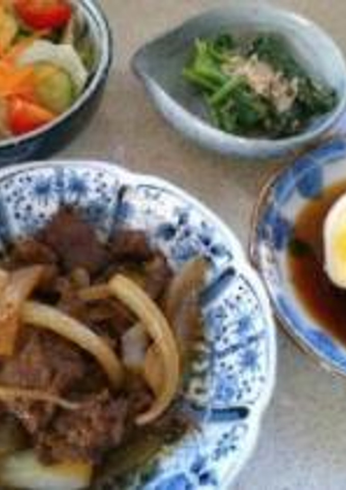牛肉とたまねぎの生姜焼きと味付け卵-レシピのメイン写真
