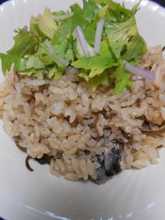 さばの水煮缶と塩昆布の炊き込みご飯-レシピのメイン写真