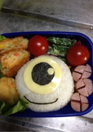 キャラ弁 モンスターズインク マイク-レシピのメイン写真