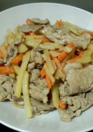 ☆じゃがいもと豚肉のにんにく醤油炒め☆-レシピのメイン写真