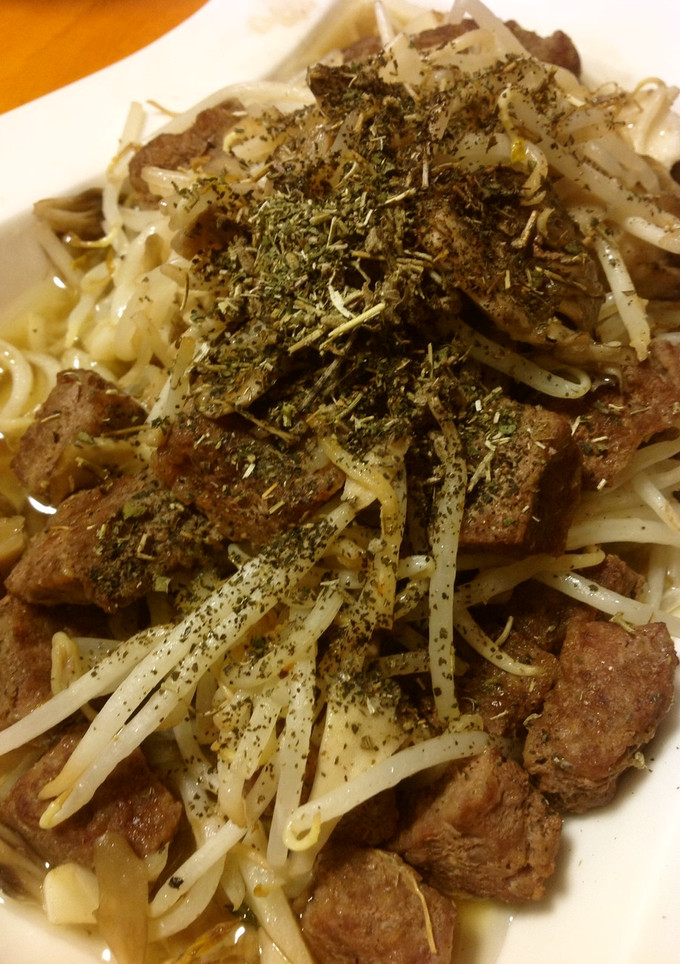 もやしと牛サイコロステーキの醤油炒め-レシピのメイン写真