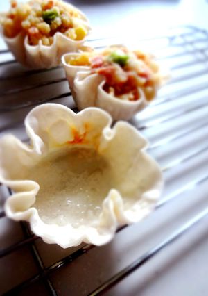 レンジで餃子の皮カップ♬コツあり-レシピのメイン写真