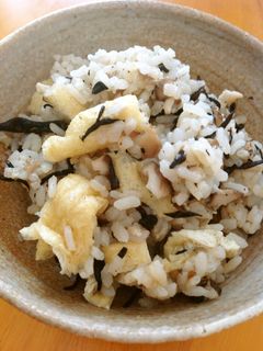 椎茸、ひじき、油揚げの炊き込みご飯-レシピのメイン写真