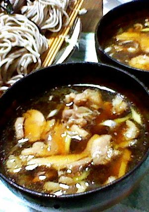 我が家の鶏そば（蕎麦：冷、汁：温）-レシピのメイン写真