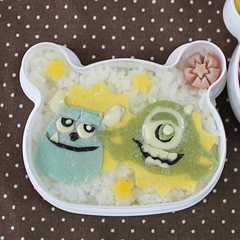 รูปของ キャラ弁✿モンスターズ✿サリーとマイク♪
