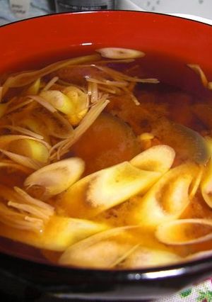 ナスのお味噌汁(赤味噌)-レシピのメイン写真