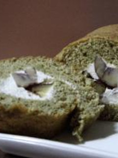 抹茶ロールケーキ(栗の渋皮煮入り)-レシピのメイン写真