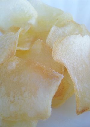 だしの素で旨い☆簡単おやつ☆ポテチ-レシピのメイン写真